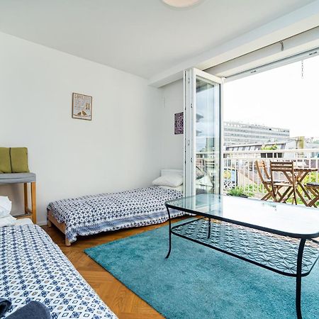 Central, Spacious, Modern 5 Bedrm Duplex W/Balcony 프라하 외부 사진